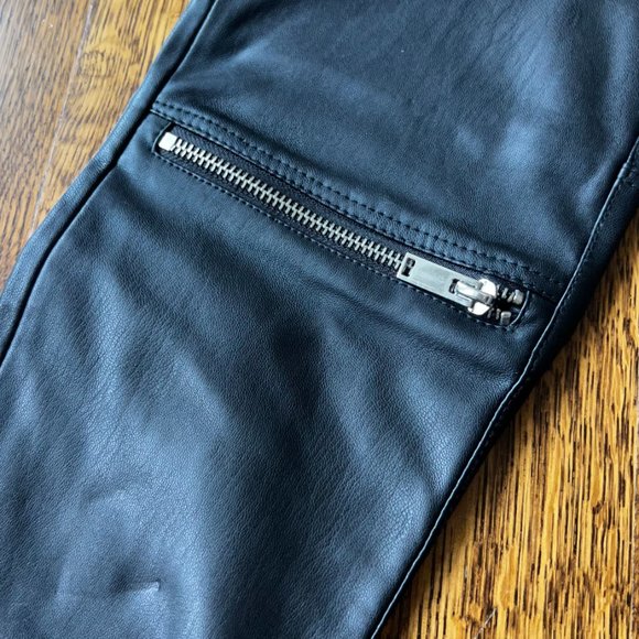 ZARA LEATHER PANTS - IT GIRL FAUX LEATHER PANTS WITH RIBBING AND ZIPPER Size M - Picture 8 of 14